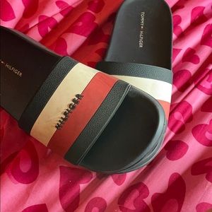 tommy hilfiger slide